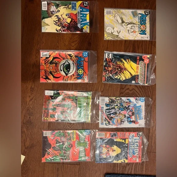 Vibrant Comic Book Set with Dynamic Covers
Eight - Picture 2 of 2